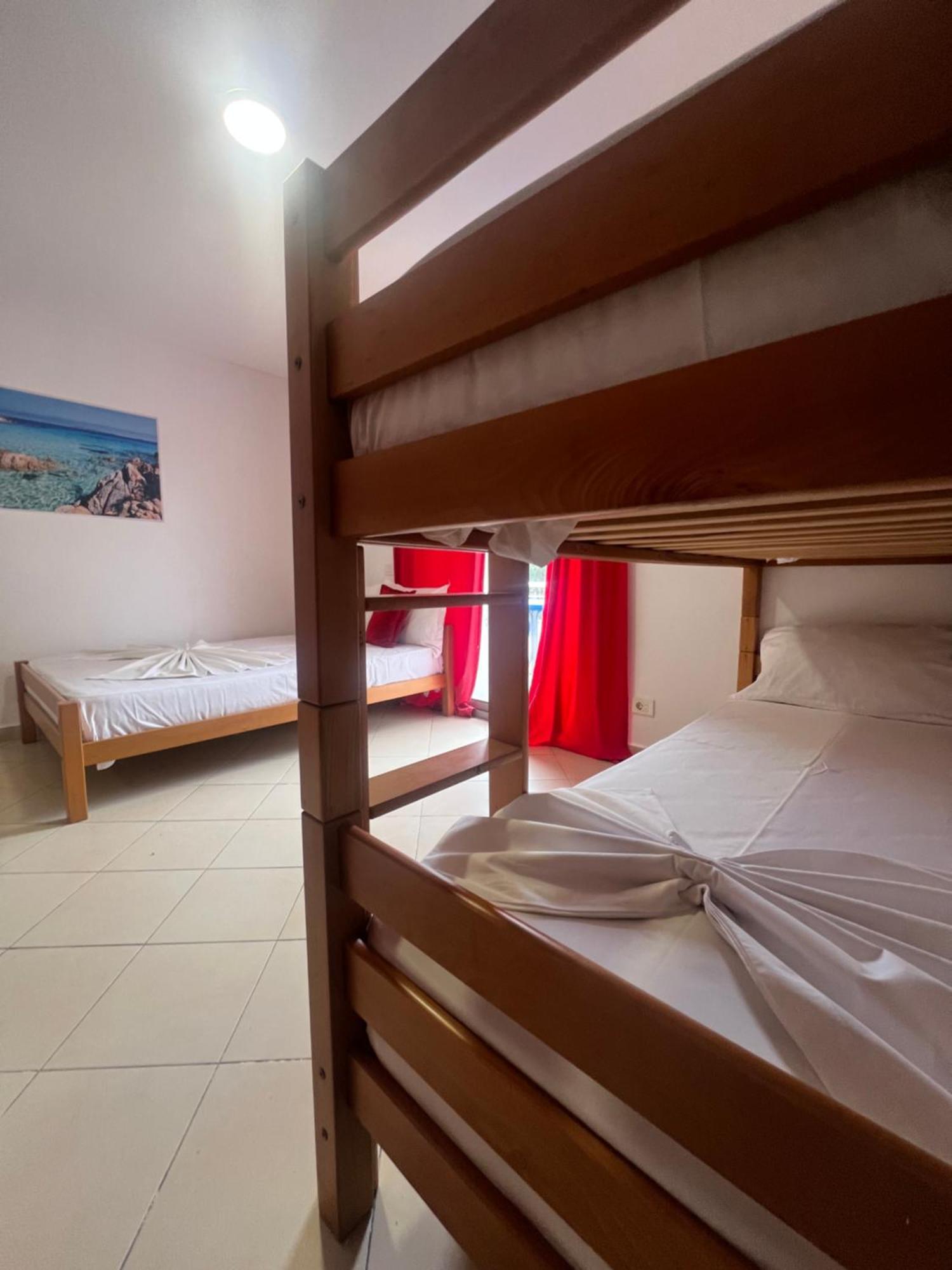 Peja 3* Velipojë
