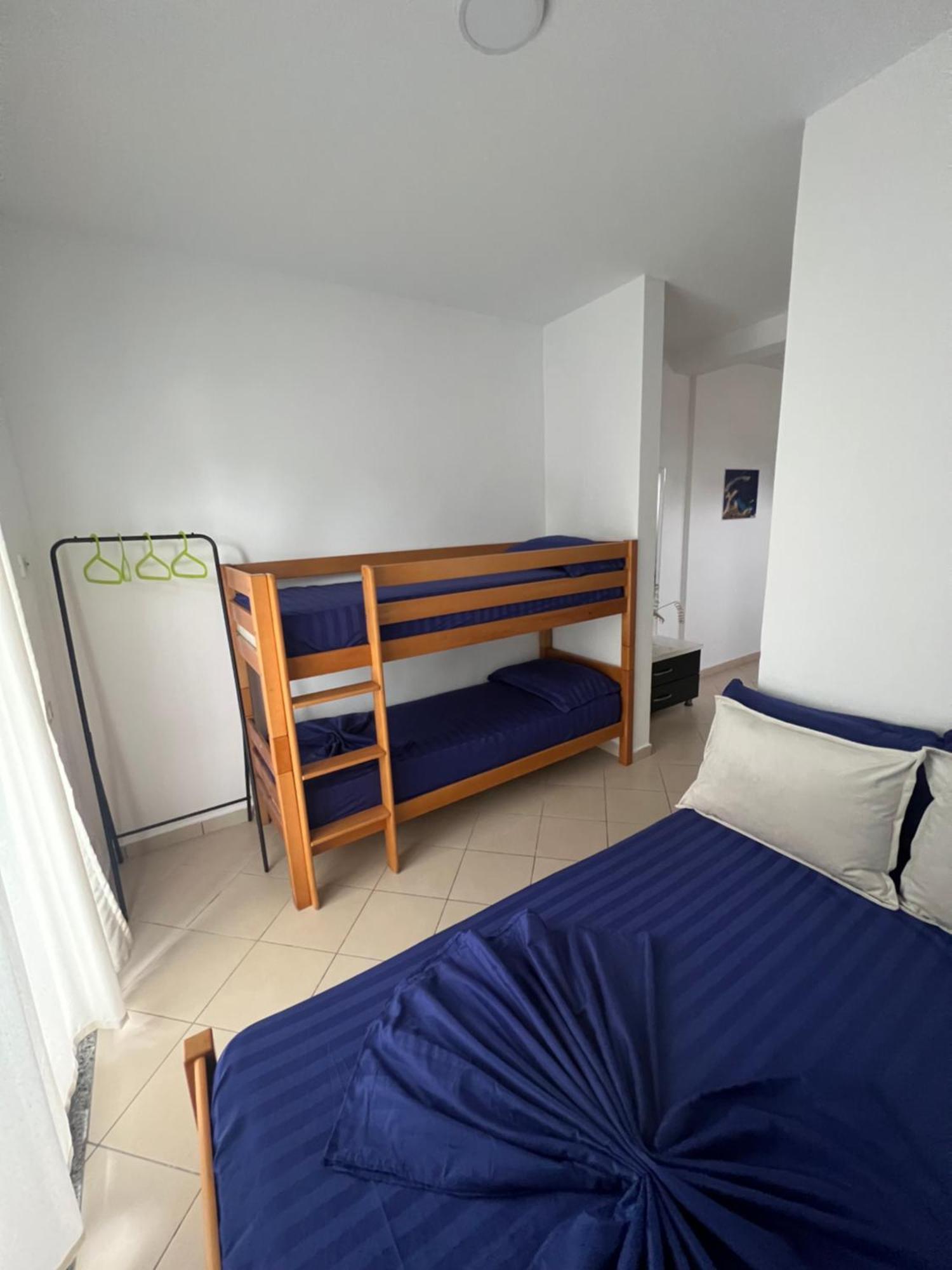 Peja Hotel Velipojë