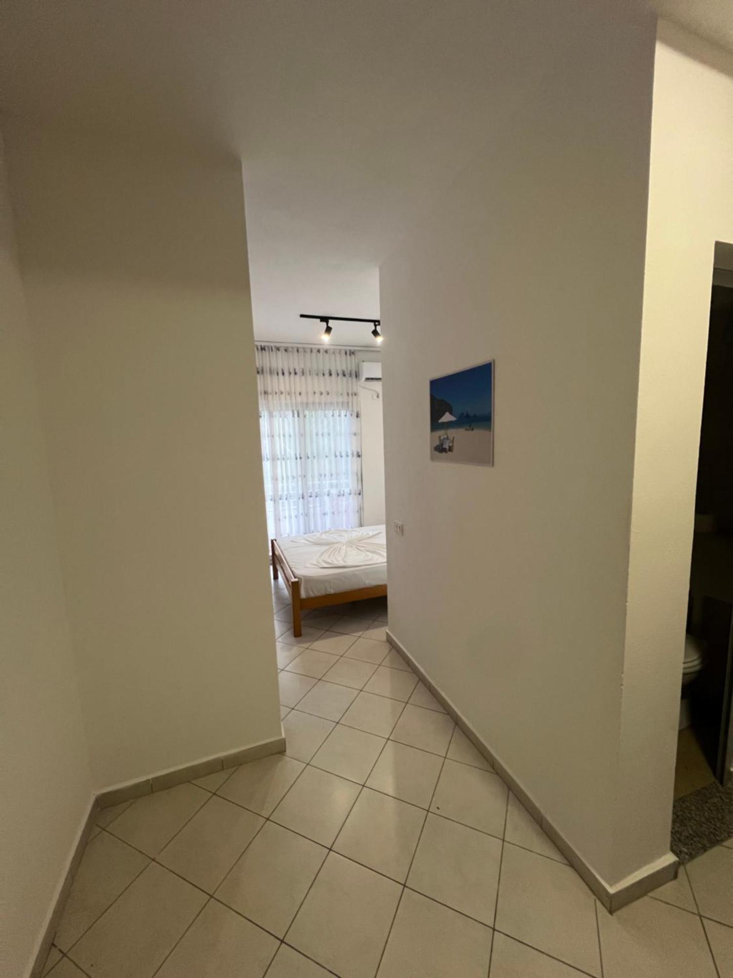 Peja 3* Velipojë